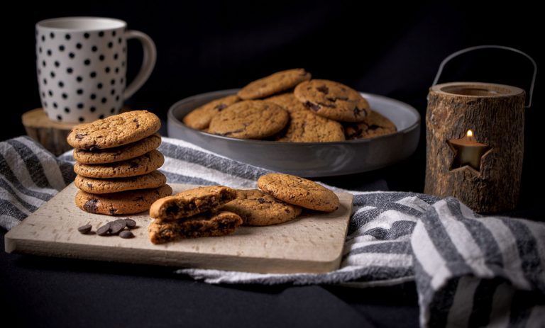 Vegan chocolate chip cookies
